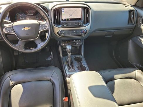 Used 2022 Chevrolet Colorado Z71 w/ Safety Package image 15