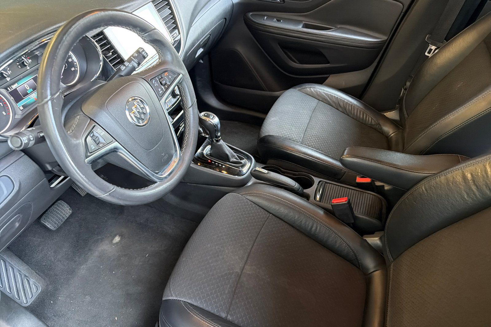 Used 2017 Buick Encore Preferred FWD image 9