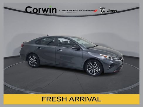 Used 2023 Kia Forte GT-Line w/ GT-Line Technology Package FWD image 1