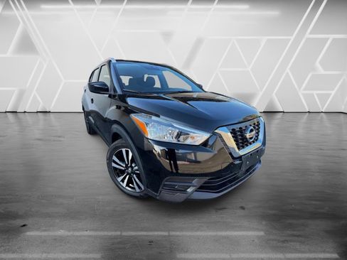 Used 2020 Nissan Kicks SV FWD image 5