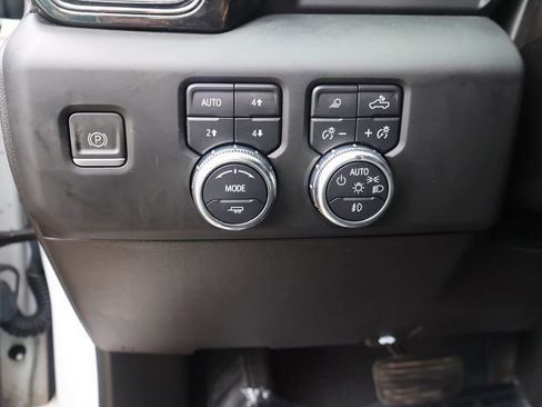 Used 2022 GMC Sierra 1500 AT4 AWD/4WD image 37