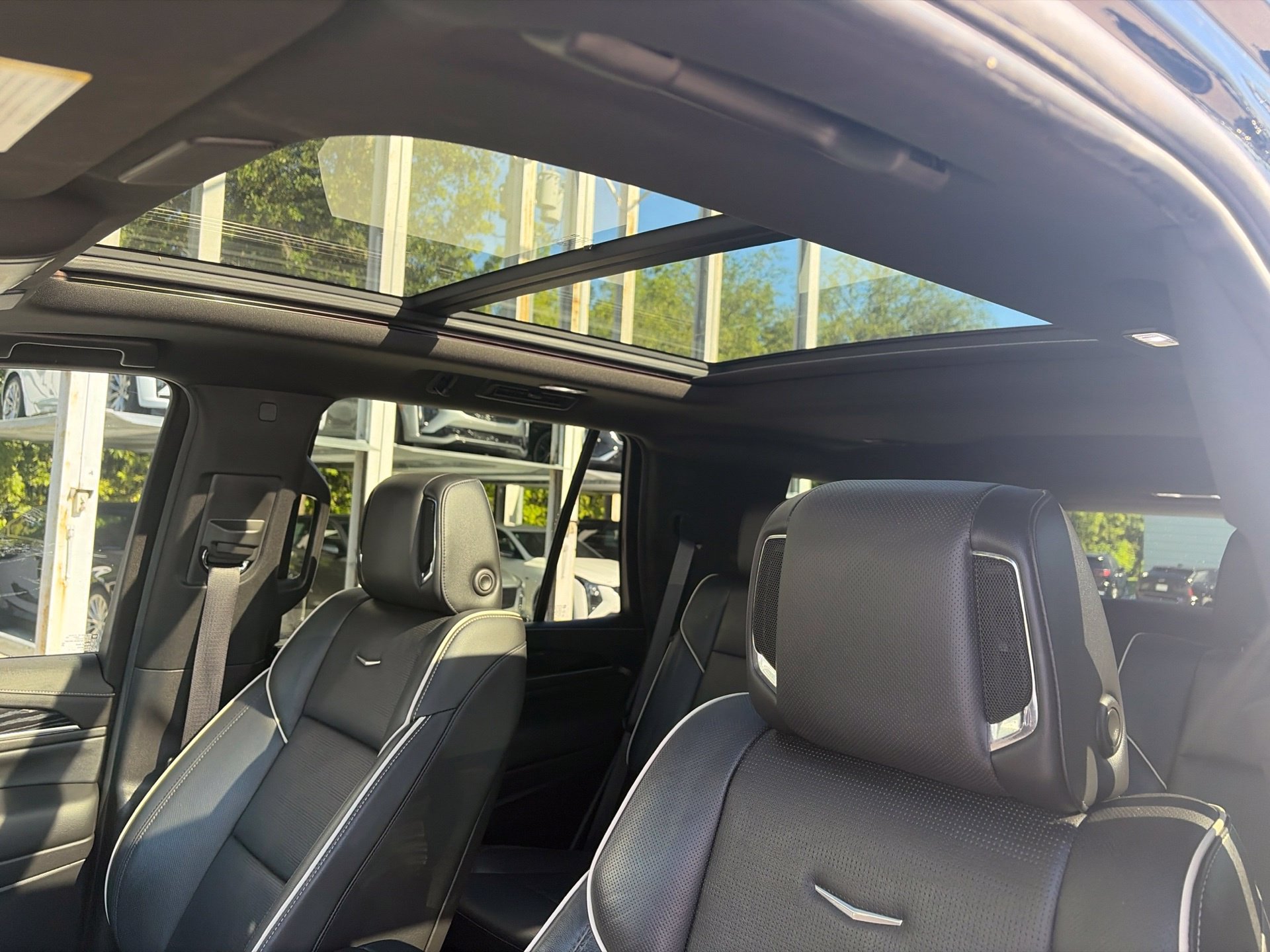 Used 2021 Cadillac Escalade Sport RWD image 10