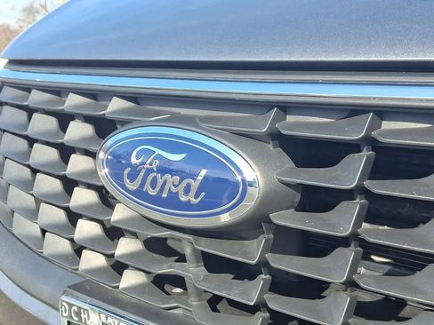 Used 2025 Ford Escape Active image 28