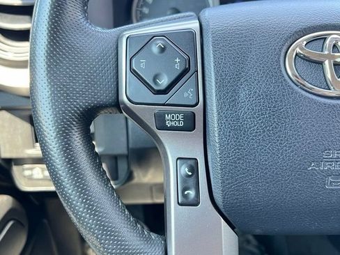 Used 2019 Toyota Tacoma SR5 AWD/4WD image 27