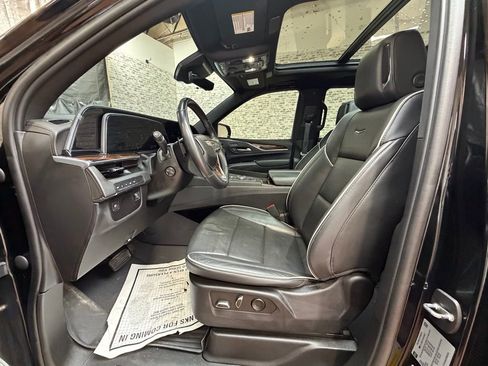 Used 2023 Cadillac Escalade Premium Luxury image 20