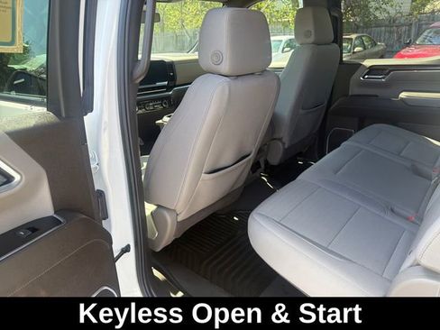 Used 2024 Chevrolet Silverado 1500 LT AWD/4WD image 27
