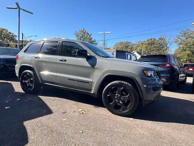 Used 2019 Jeep Grand Cherokee Laredo AWD/4WD image 19