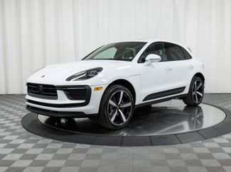 Used 2025 Porsche Macan video 1