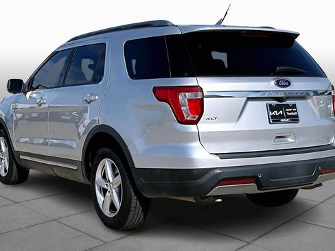 Used 2019 Ford Explorer XLT w/ Equipment Group 201A image 10