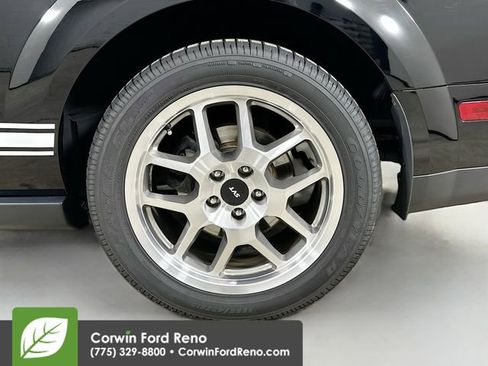 Used 2007 Ford Mustang Shelby GT500 RWD image 28