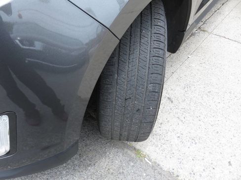 Used 2017 Ford Edge Titanium image 33