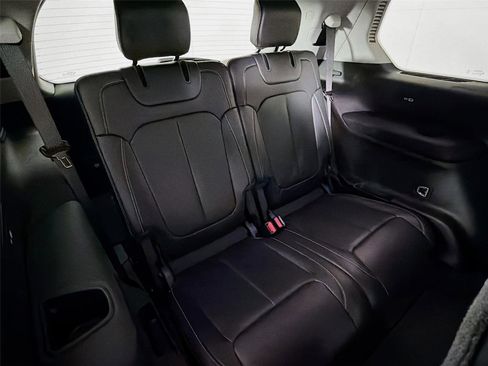 Used 2021 Jeep Grand Cherokee L Limited AWD/4WD image 28