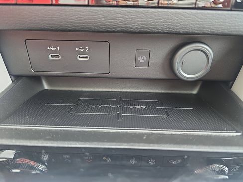 New 2025 Mitsubishi Outlander SEL image 22