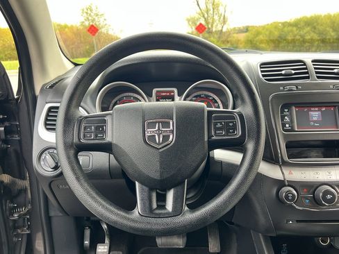 Used 2018 Dodge Journey SE w/ Blacktop Package image 28