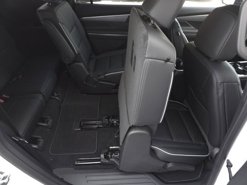 New 2026 Buick Enclave Sport Touring w/ Power Package image 44