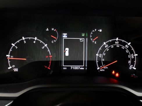 Used 2023 Toyota 4Runner SR5 Premium AWD/4WD image 30