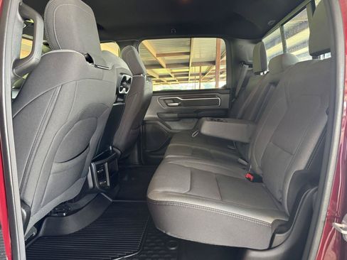 Used 2022 RAM 1500 Big Horn AWD/4WD image 32