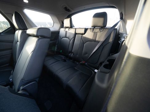 New 2025 Honda Pilot EX-L image 24