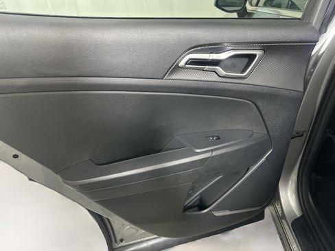 Used 2025 Kia Sportage LX FWD image 24