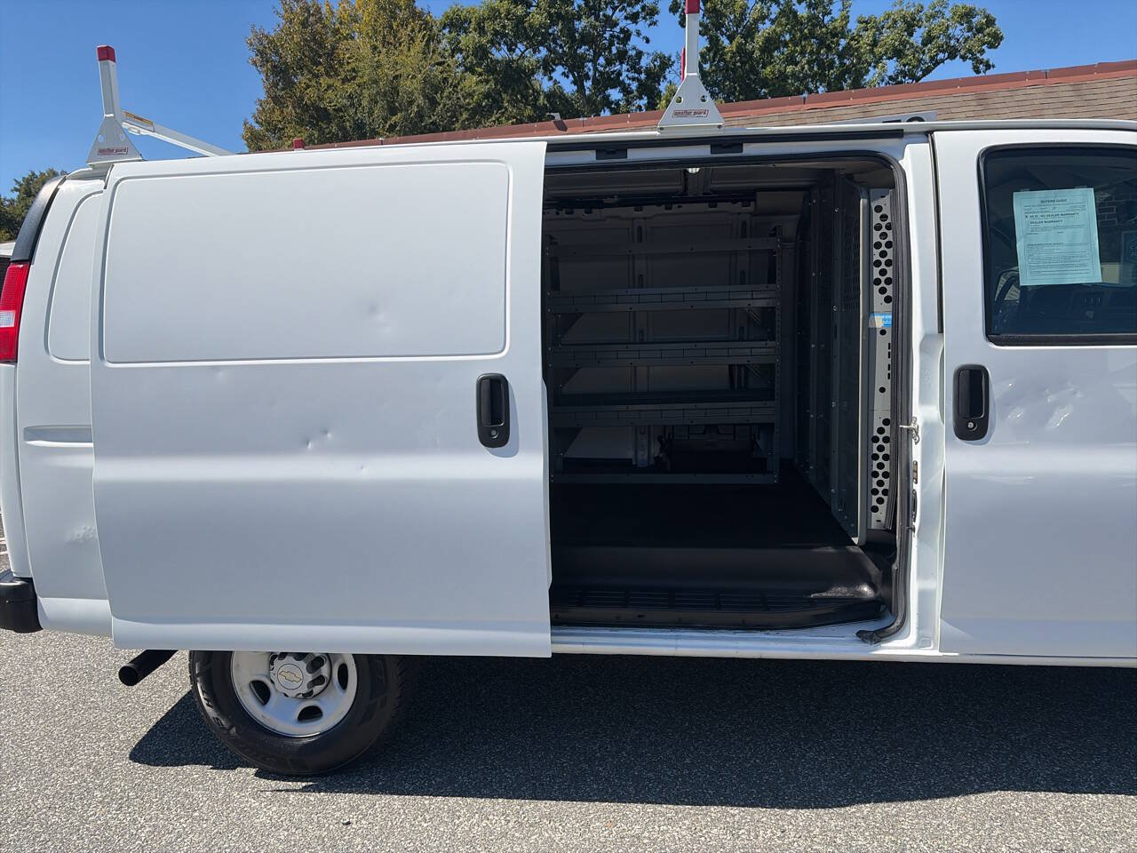 Used 2022 Chevrolet Express 2500 w/ Driver Convenience Package RWD image 21