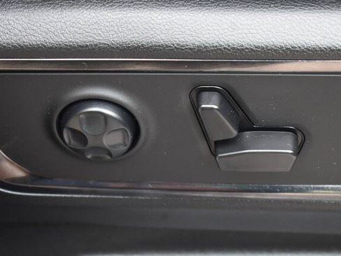 Used 2023 RAM 1500 Limited AWD/4WD image 18