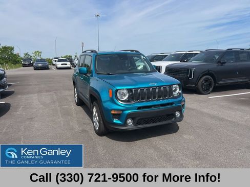 Used 2021 Jeep Renegade Latitude w/ Convenience Group AWD/4WD image 3