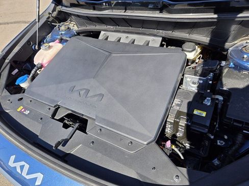 Used 2023 Kia Niro Wind FWD image 16