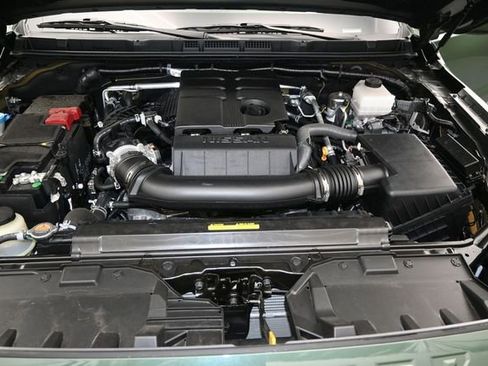 Used 2024 Nissan Frontier SV w/ SV Convenience Package RWD image 18