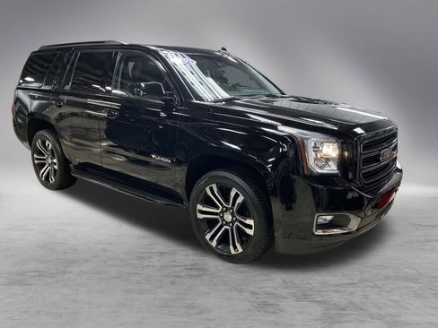 Used 2019 GMC Yukon SLT w/ Graphite Edition image 12