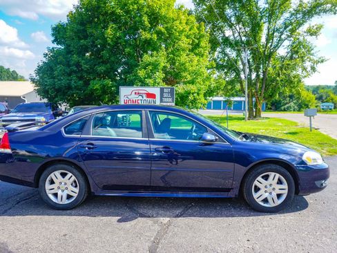 Used 2011 Chevrolet Impala LT w/ Luxury Edition Package FWD image 2