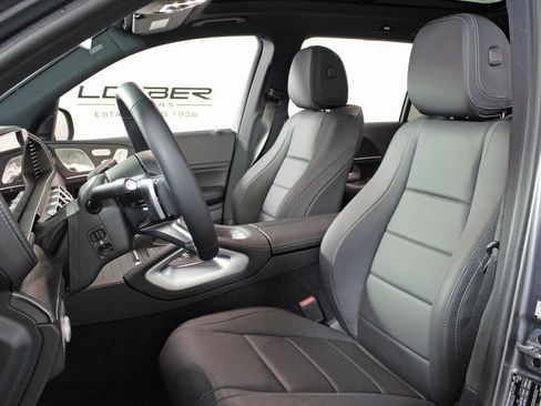 Certified 2025 Mercedes-Benz GLS 450 4MATIC image 12