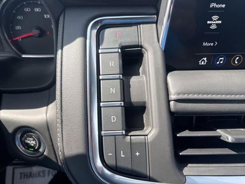 Used 2021 Chevrolet Tahoe Z71 AWD/4WD image 18