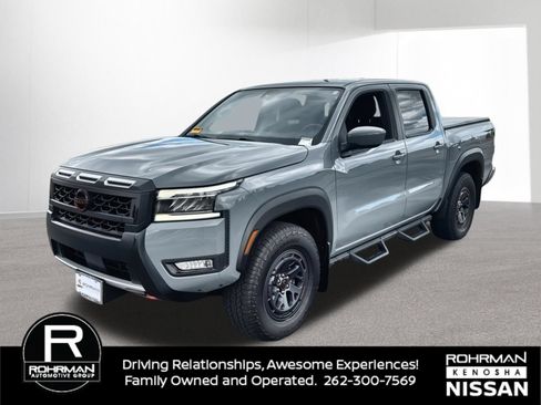 Used 2025 Nissan Frontier PRO-4X AWD/4WD image 1