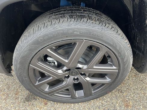 New 2026 Jeep Compass Latitude image 39