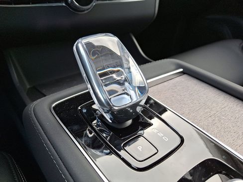 New 2026 Volvo XC90 T8 Ultra w/ Protection Package Premier image 12