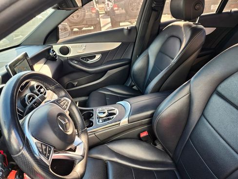 Used 2018 Mercedes-Benz C 300 4MATIC Sedan image 16