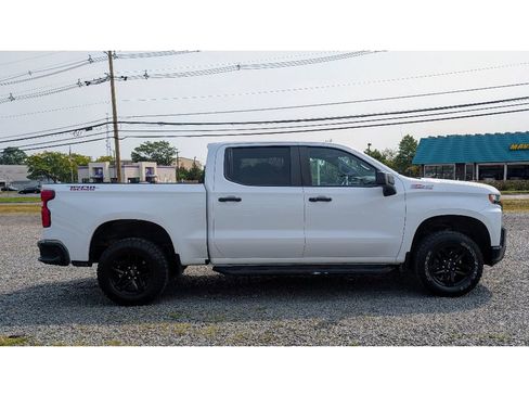 Used 2020 Chevrolet Silverado 1500 LT Trail Boss image 8