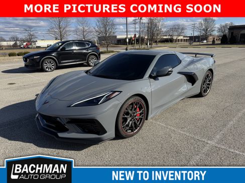 Used 2025 Chevrolet Corvette 2LT w/ Z51 Performance Package image 3