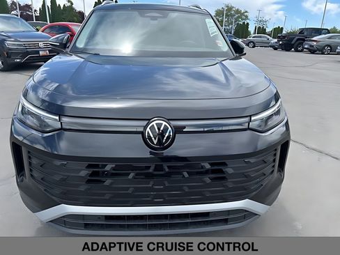 New 2026 Volkswagen Tiguan SE AWD/4WD image 8