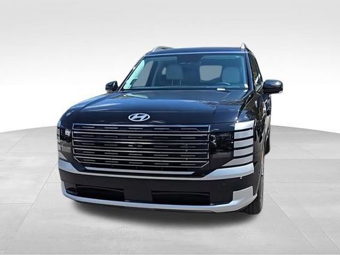 New 2026 Hyundai Palisade Calligraphy FWD image 3