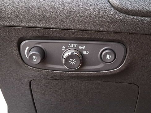 Used 2022 Buick Encore GX Preferred w/ Cold Weather Comfort Package image 21