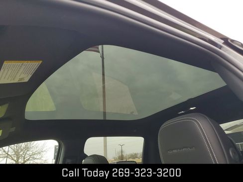 New 2025 GMC Sierra EV Denali image 10