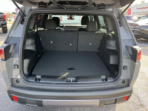 New 2026 Jeep Cherokee Laredo image 12