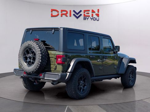 Used 2024 Jeep Wrangler Unlimited Sport AWD/4WD image 5