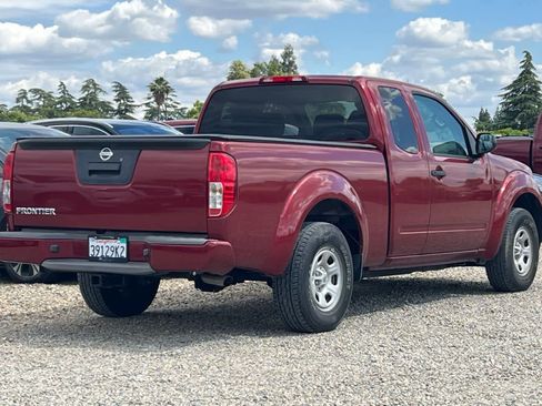 Used 2017 Nissan Frontier S RWD image 3