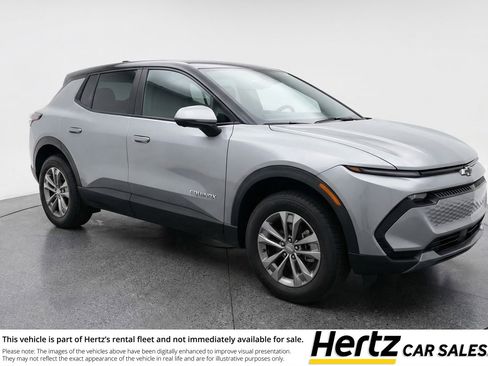 Used 2025 Chevrolet Equinox LT image 1