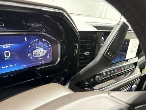 New 2026 Chevrolet Silverado 3500 LTZ w/ LTZ Texas Edition AWD/4WD image 16