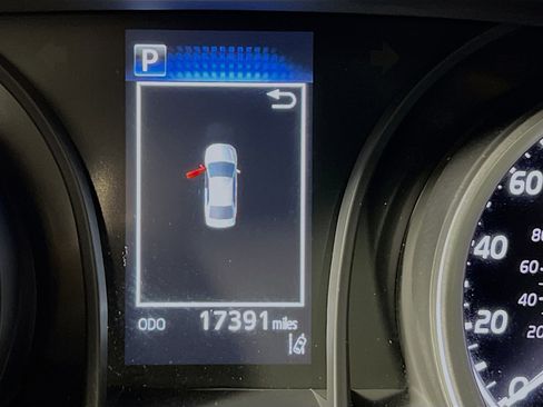 Used 2023 Toyota Camry LE FWD image 22
