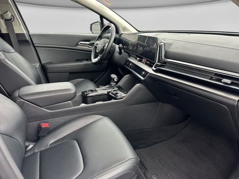 Used 2023 Kia Sportage EX FWD image 16