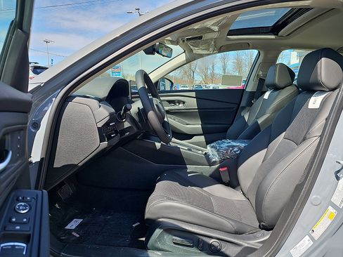 New 2026 Honda Accord EX-L image 6